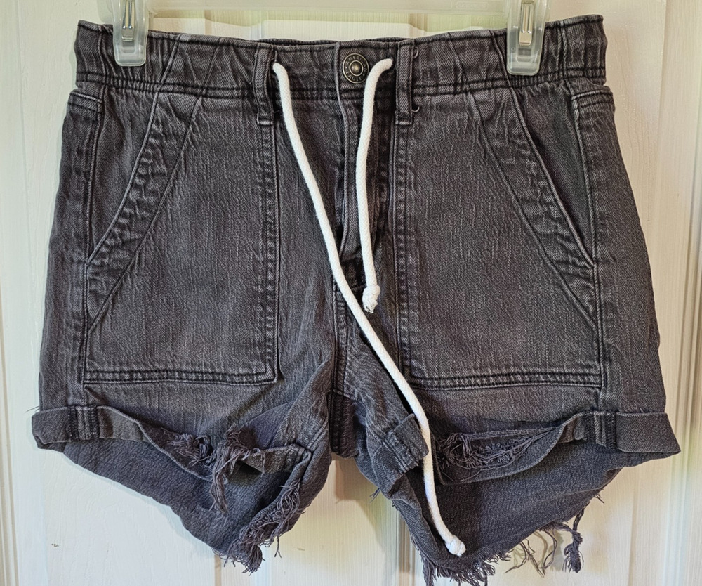 American Eagle Womens Size 2 High Rise Denim Shorts Distressed Cutoff